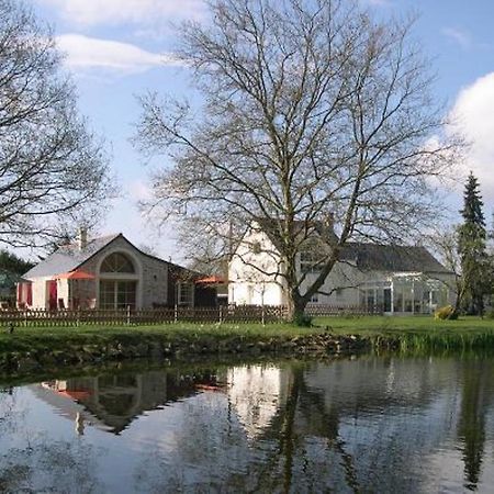 Au Bas Chalonge Chambres D'Hotes Ligné Екстериор снимка
